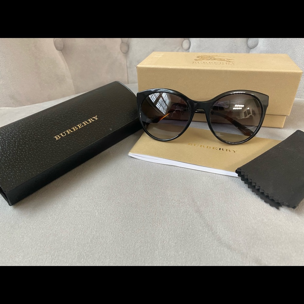 Burberry Sunglasses